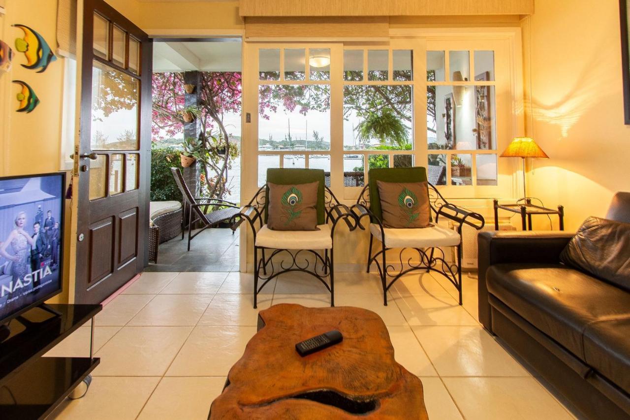 Condominio Paradisiaco Em *